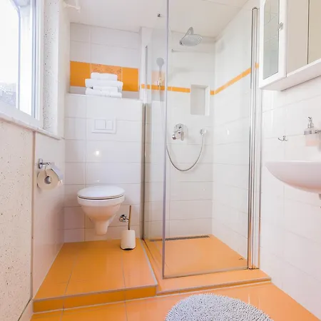 ゲストハウス ペンション クーン