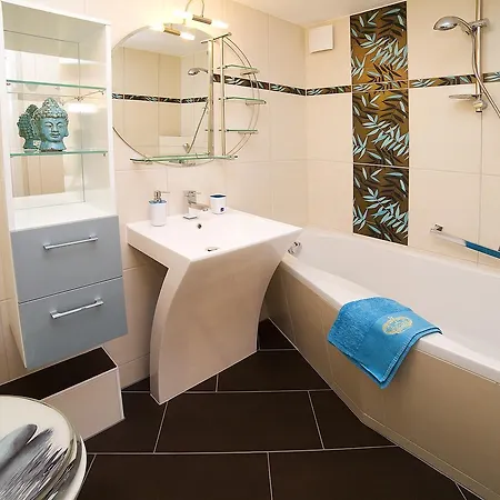 ゲストハウス ペンション クーン 3*